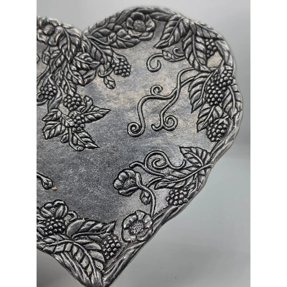 Carson Statesmetal Heart Trinket Dish Blackberry Floral Embossed Pewter Style